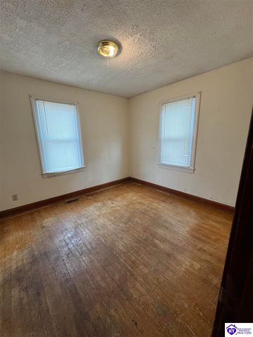 305 Sycamore Street, Elizabethtown, KY 42701