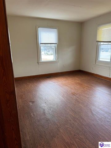 305 Sycamore Street, Elizabethtown, KY 42701