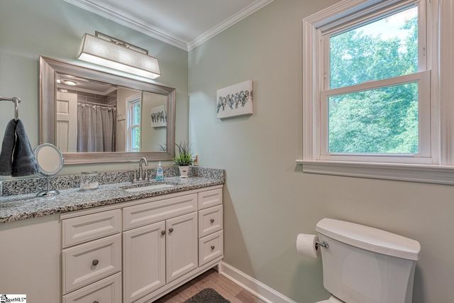 102 Hickory Hollow Drive, Inman, SC 29349