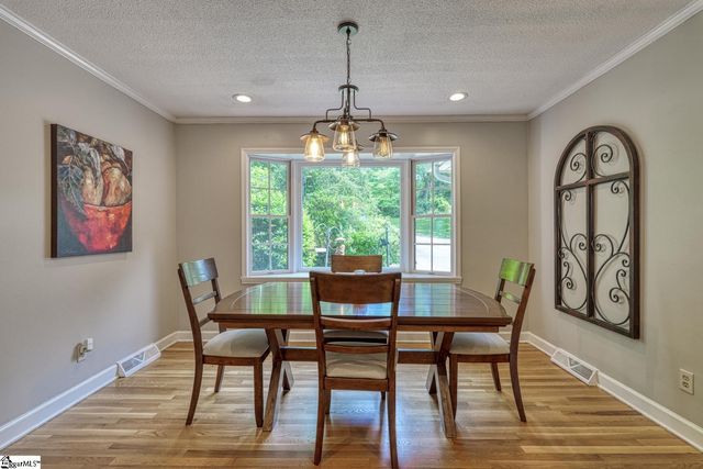 102 Hickory Hollow Drive, Inman, SC 29349