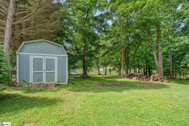 102 Hickory Hollow Drive, Inman, SC 29349