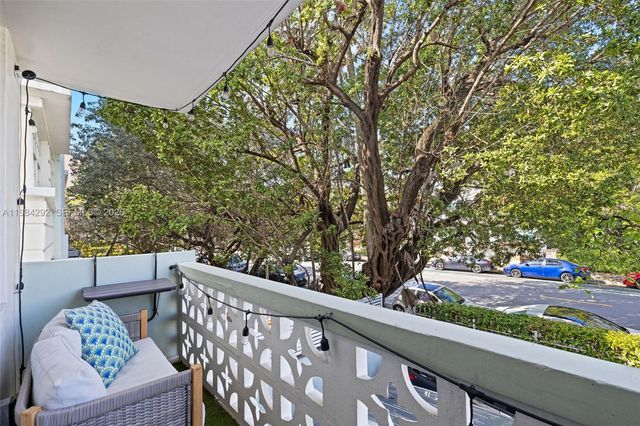 949 Pennsylvania Ave 201, Miami Beach, FL 33139