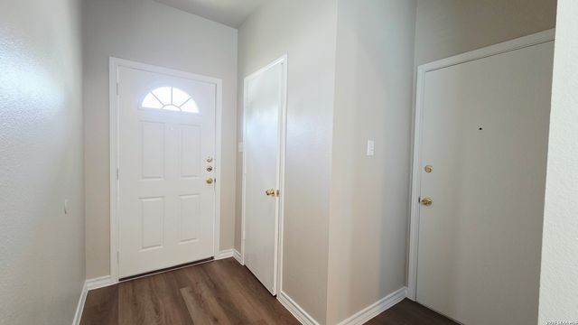 5003 Summit Wood Apt 1, San Antonio, TX 78229