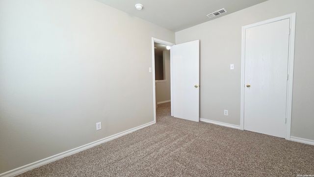 5003 Summit Wood Apt 1, San Antonio, TX 78229