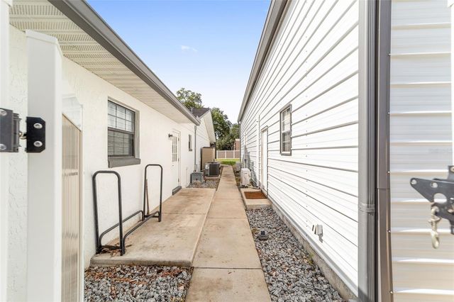80 NE 62ND STREET, Ocala, FL 34479