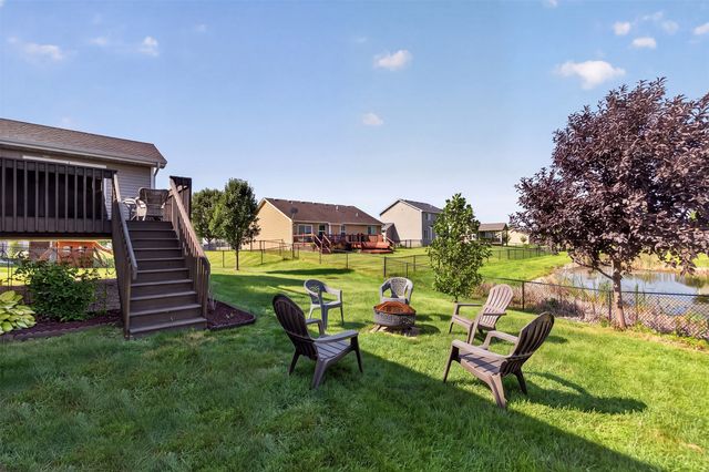 1720 SE Waters Edge Drive, Waukee, IA 50263