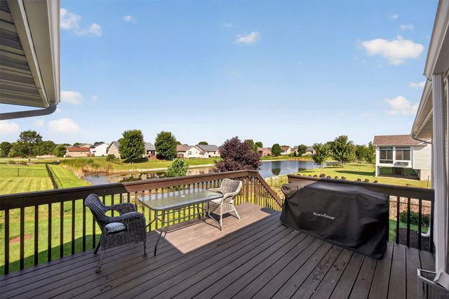 1720 SE Waters Edge Drive, Waukee, IA 50263