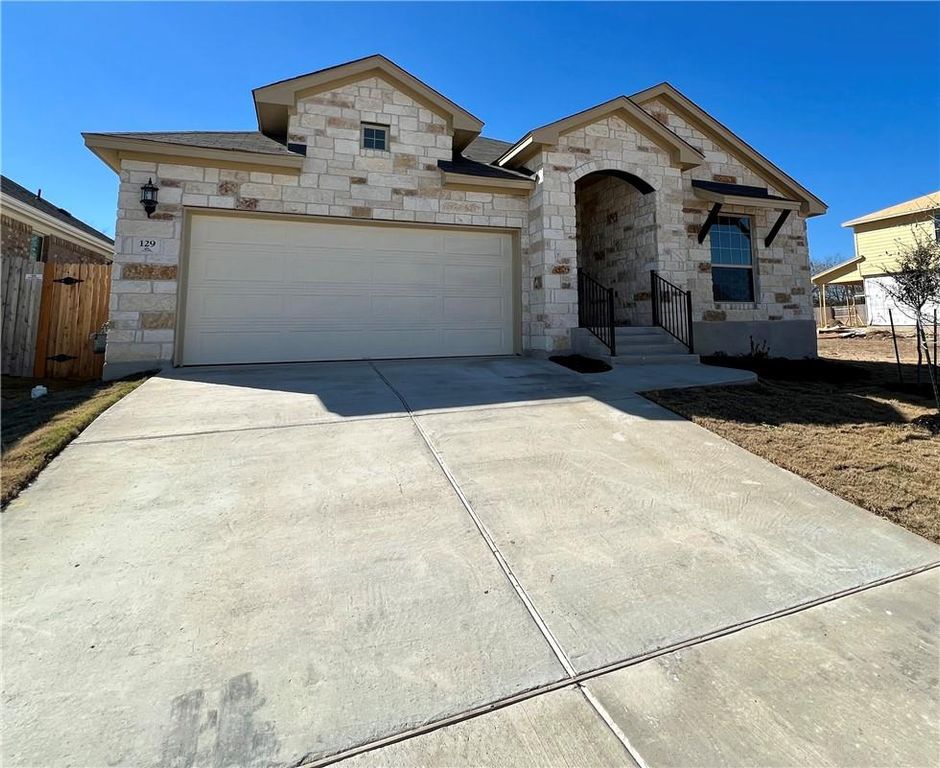129 Blue Oak BLVD, San Marcos, TX 78666