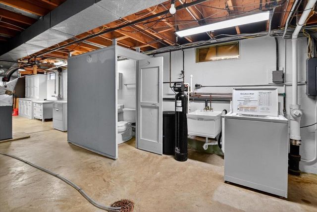 1806 Sachtjen Street, Madison, WI 53704