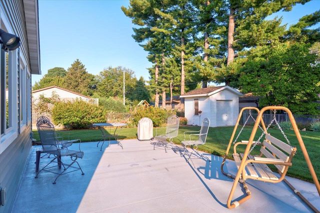 1806 Sachtjen Street, Madison, WI 53704