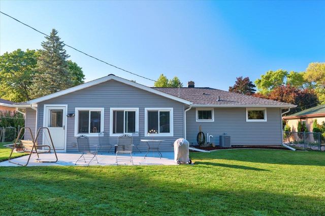 1806 Sachtjen Street, Madison, WI 53704