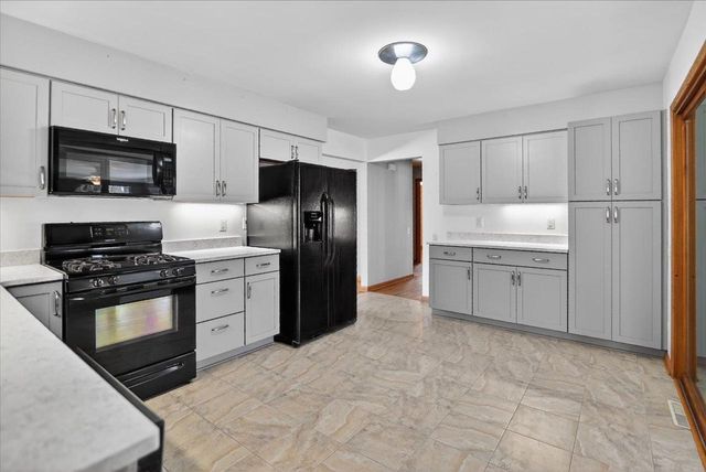 1806 Sachtjen Street, Madison, WI 53704