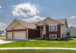 3875 Virgo Lane SW, Rochester, MN 55902