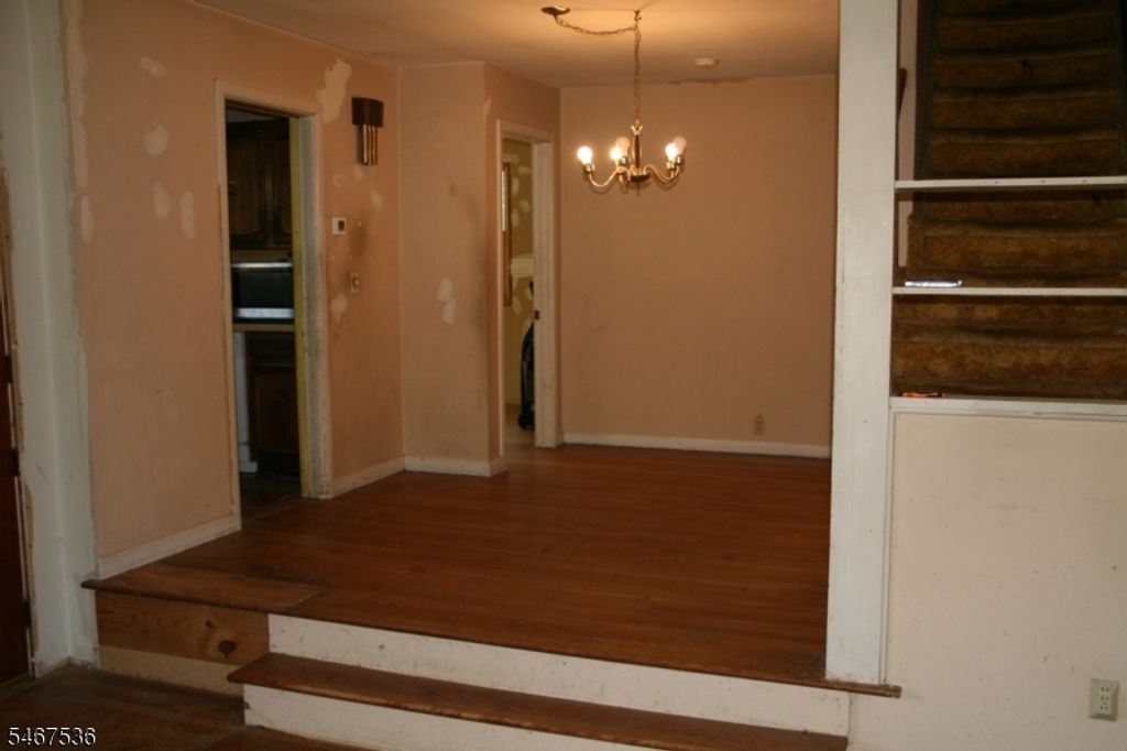 9 Robin Hood Rd, Parsippany-troy Hills Twp., NJ 07950 — photo 4