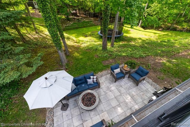 1069 Grace Court, Northville, MI 48167