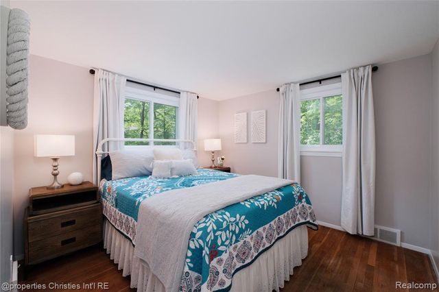 1069 Grace Court, Northville, MI 48167