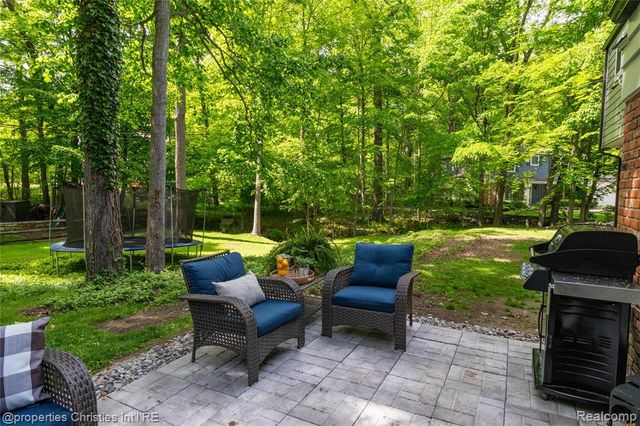 1069 Grace Court, Northville, MI 48167