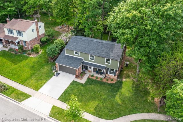 1069 Grace Court, Northville, MI 48167