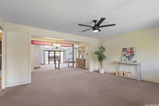 1728 Kino Street, Honolulu, HI 96819