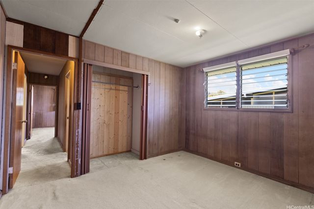 1728 Kino Street, Honolulu, HI 96819