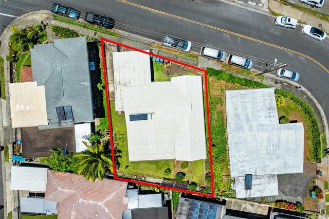 1728 Kino Street, Honolulu, HI 96819