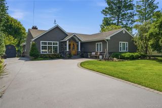 57 Wingam Drive, Islip, NY 11751