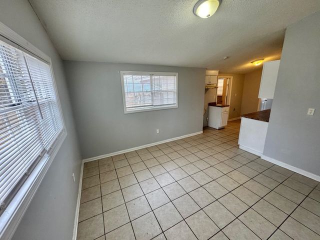 3936 AJANDERS DR, Memphis, TN 38127