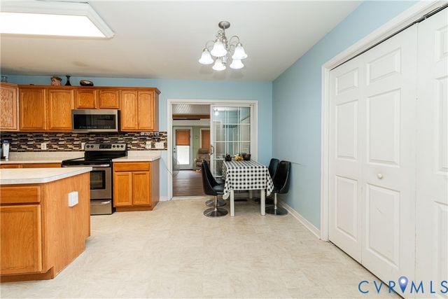 12226 Bristle Cone Ln, Ruther Glen, VA 22546