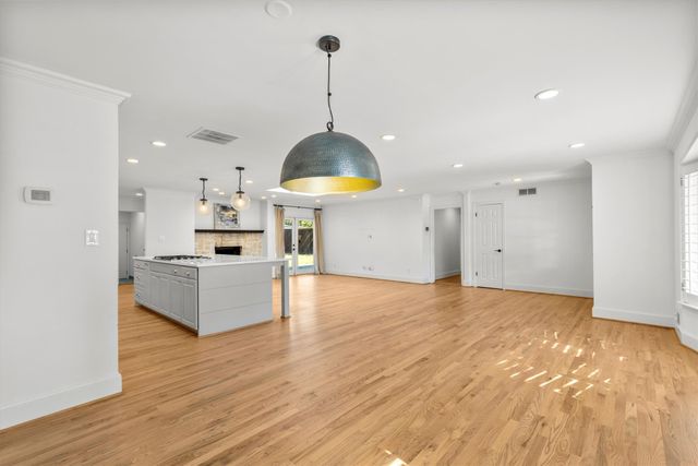 7727 La Avenida Drive, Dallas, TX 75248