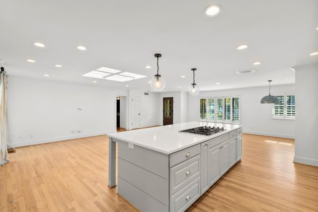 7727 La Avenida Drive, Dallas, TX 75248