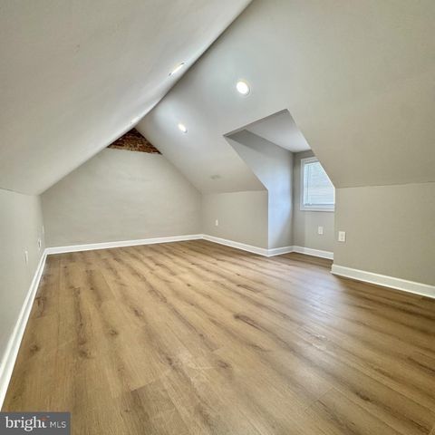 2216 WHITTIER AVE, Baltimore, MD 21217
