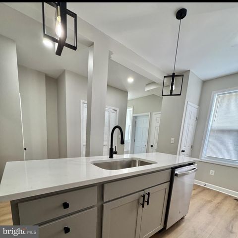 2216 WHITTIER AVE, Baltimore, MD 21217