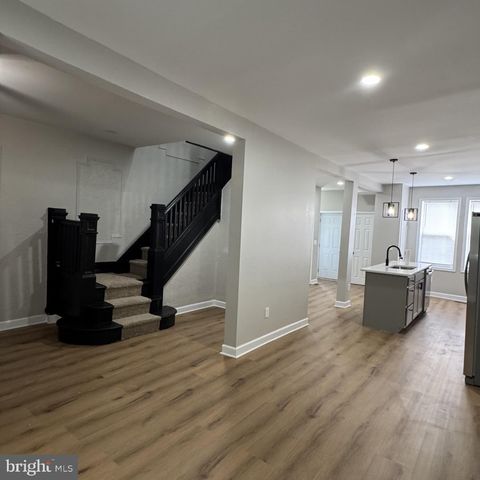 2216 WHITTIER AVE, Baltimore, MD 21217
