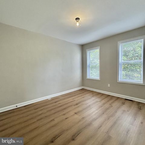 2216 WHITTIER AVE, Baltimore, MD 21217