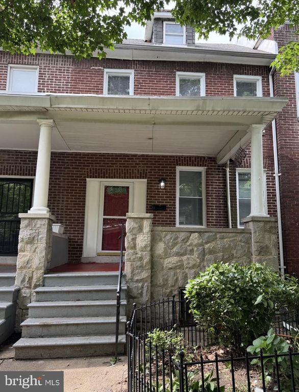 2216 WHITTIER AVE, Baltimore, MD 21217