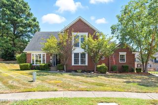 1613 Cristland Rd, Louisville, KY 40214