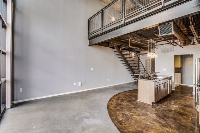 3110 Thomas Avenue 738, Dallas, TX 75204