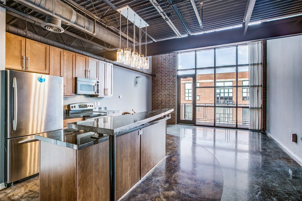 3110 Thomas Avenue 738, Dallas, TX 75204