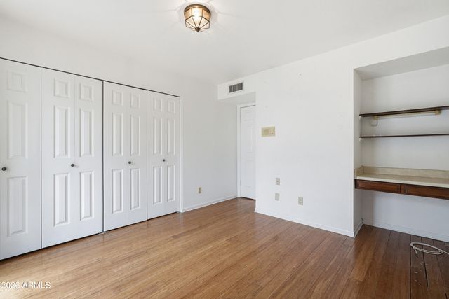 1204 E COMMODORE Place, Tempe, AZ 85283