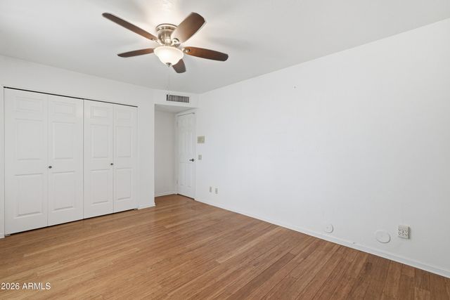 1204 E COMMODORE Place, Tempe, AZ 85283