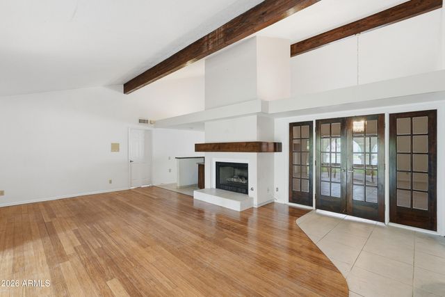 1204 E COMMODORE Place, Tempe, AZ 85283