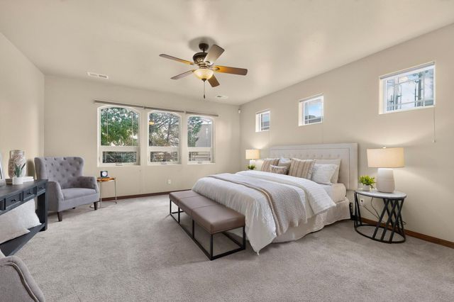 8200 Grape Harvest Court NE, Albuquerque, NM 87122