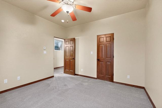 8200 Grape Harvest Court NE, Albuquerque, NM 87122