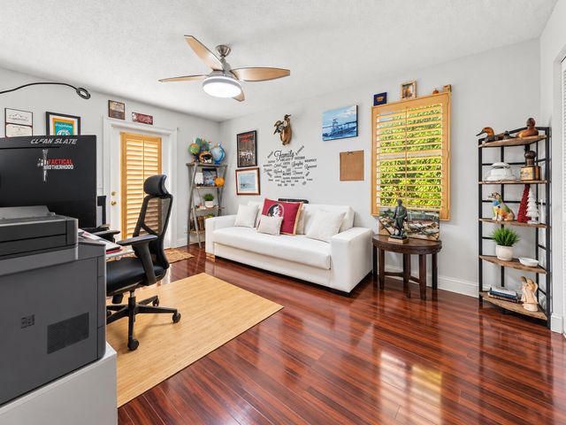 7202 CATALINA ISLE Drive, Lake Worth, FL 33467