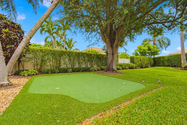 7202 CATALINA ISLE Drive, Lake Worth, FL 33467