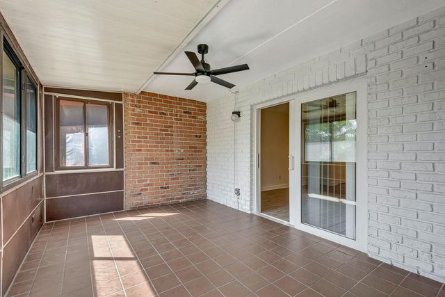 1122 84TH TERRACE N A, St Petersburg, FL 33702