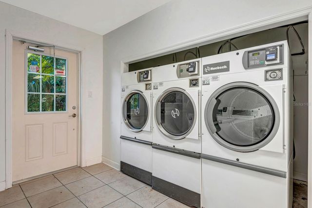 1122 84TH TERRACE N A, St Petersburg, FL 33702