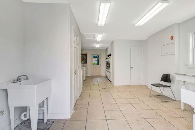 1122 84TH TERRACE N A, St Petersburg, FL 33702