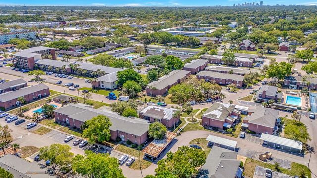 1122 84TH TERRACE N A, St Petersburg, FL 33702