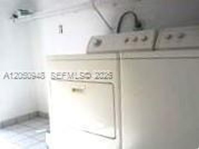 5401 NE 18th Ave, Fort Lauderdale, FL 33334